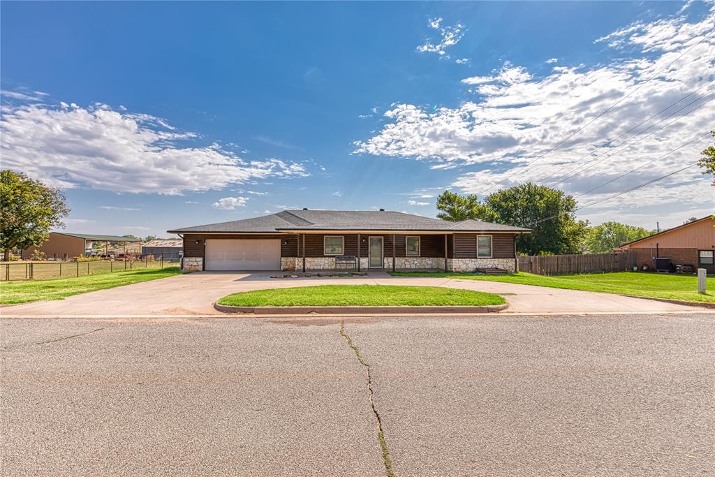202 N Otis Avenue Property Photo