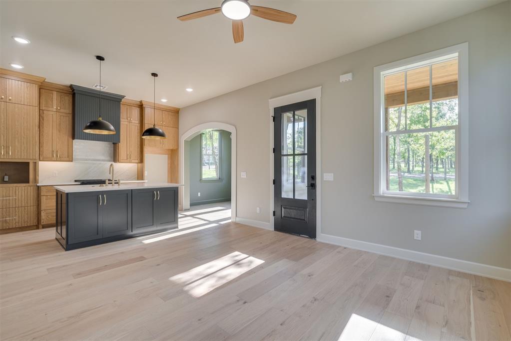 29348 Cottage Woods Road Property Photo 11