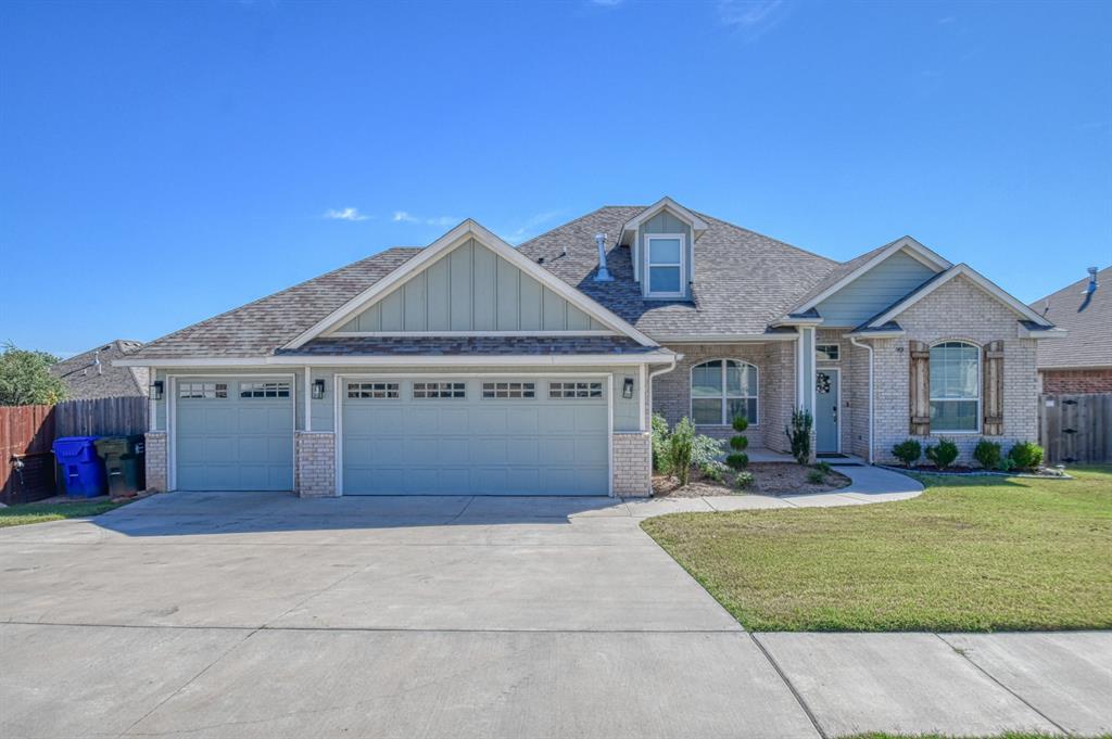 2109 Valley Hollow Property Photo