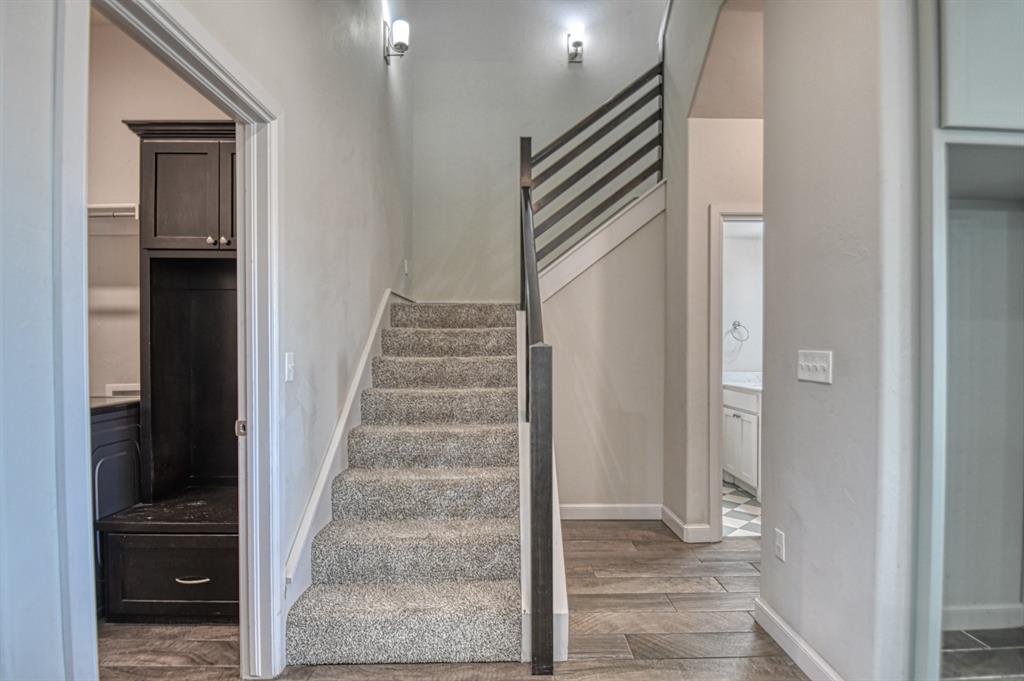 2109 Valley Hollow Property Photo 17