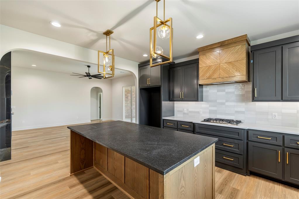 9053 Avington Way Property Photo 1