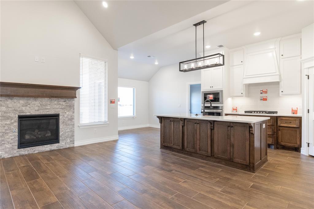 3200 Grasshopper Way Property Photo 1