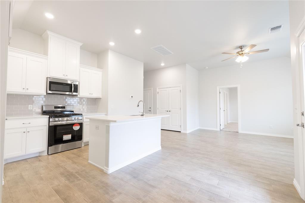 1824 Zayden Lane Property Photo 1