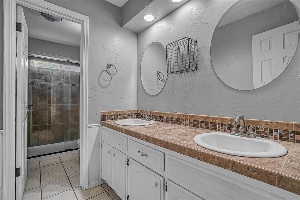 812 Sw 26th Street Property Photo 27