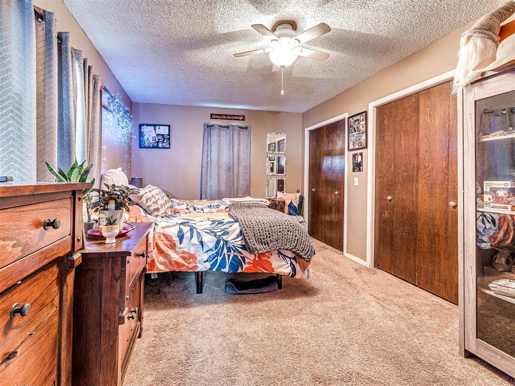 1322 S Jim Thorpe Boulevard Property Photo 17