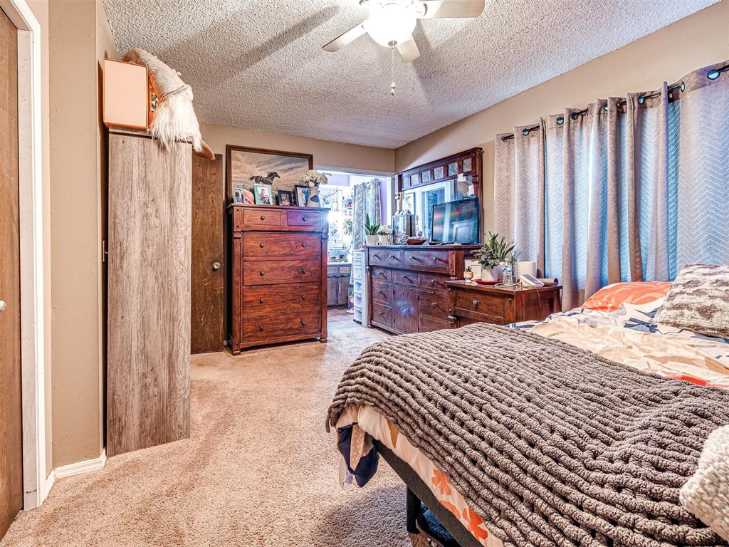 1322 S Jim Thorpe Boulevard Property Photo 19