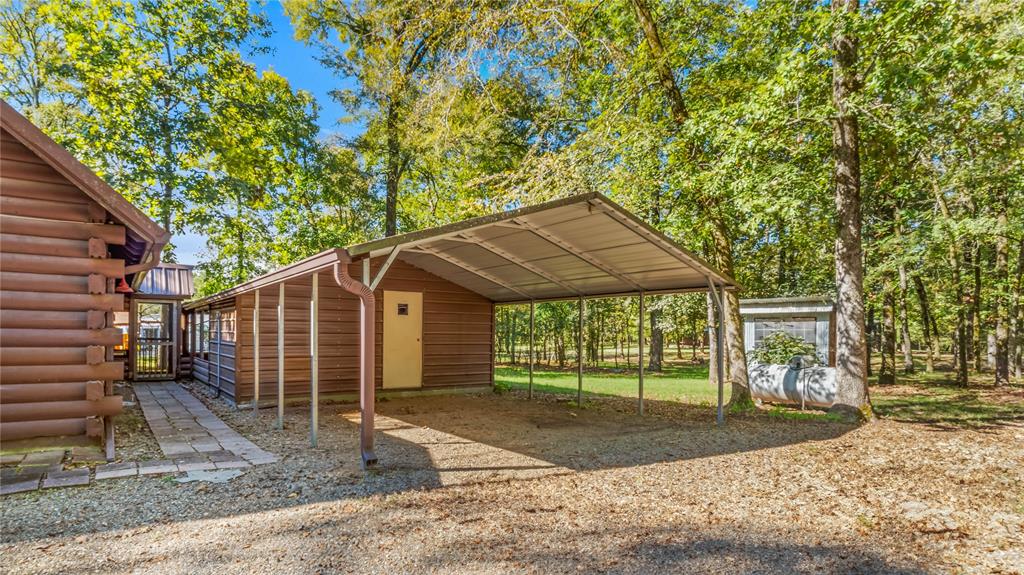 313 Post Oak Road Property Photo 47