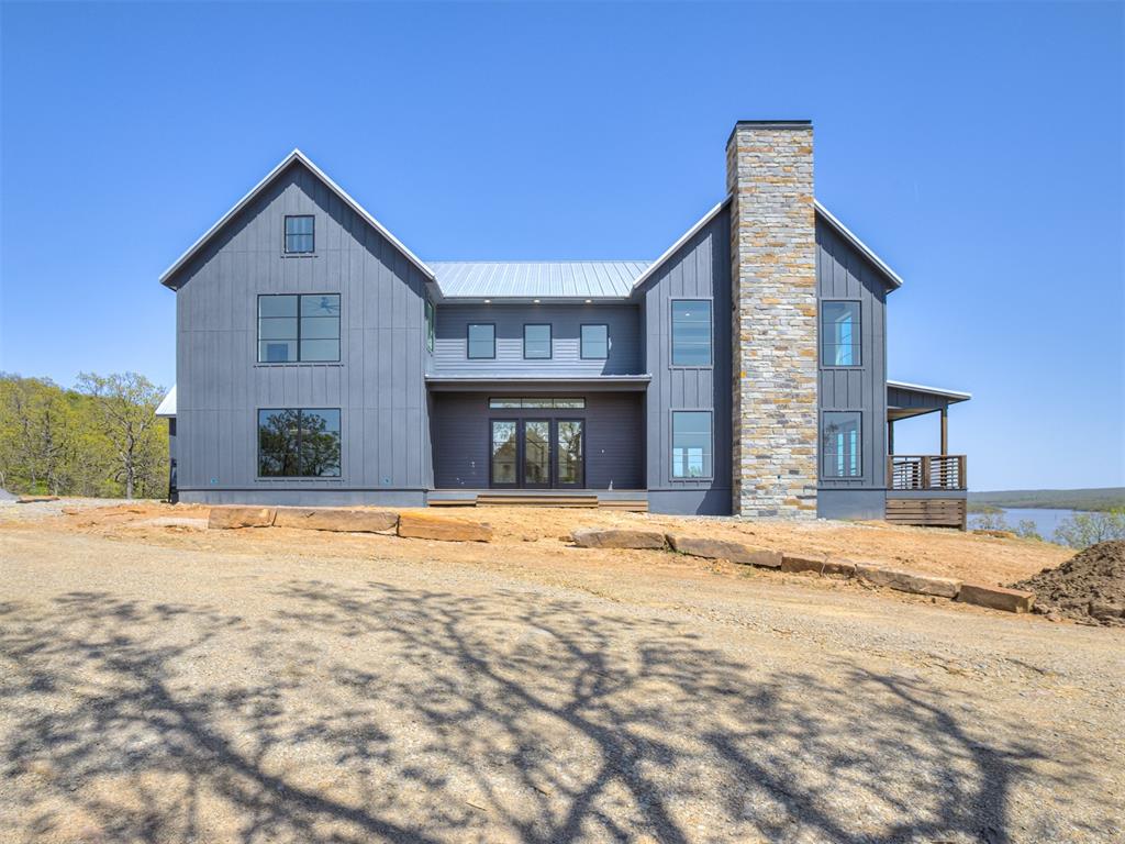 32 Falcon Tree Loop Property Photo 1