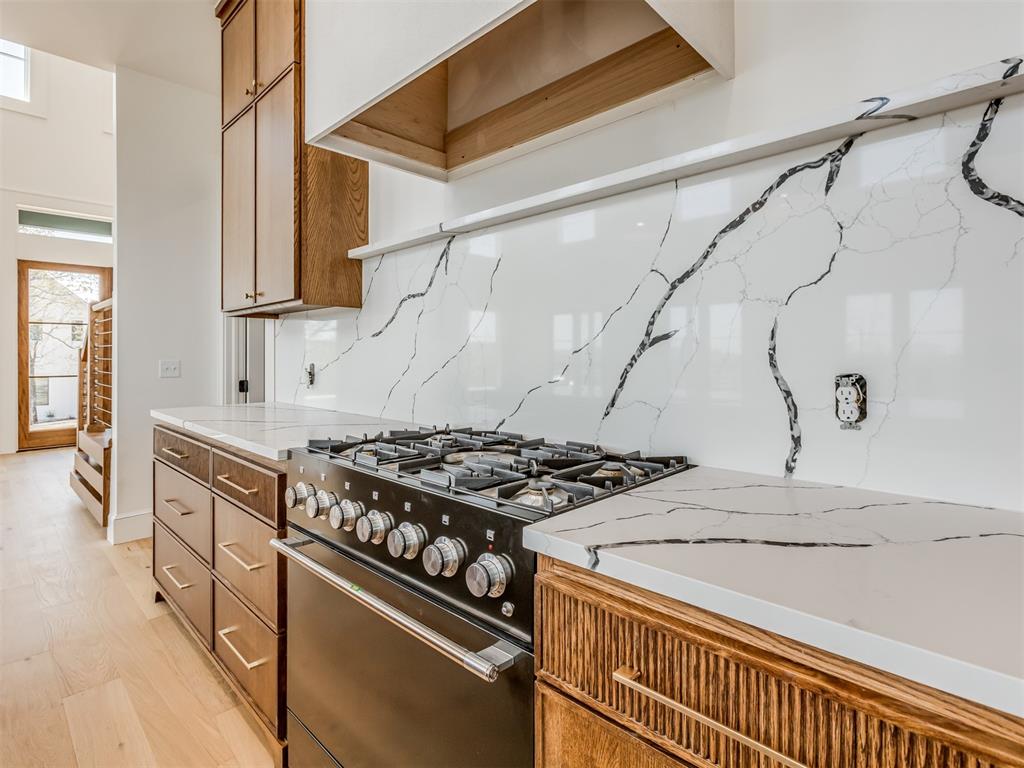 32 Falcon Tree Loop Property Photo 13