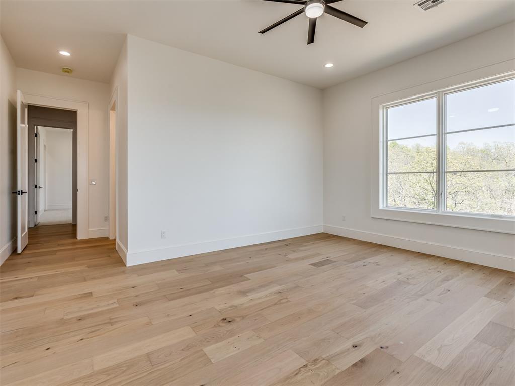 32 Falcon Tree Loop Property Photo 17