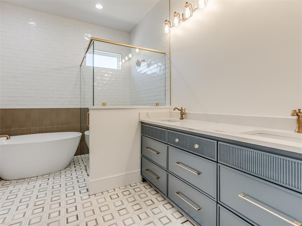 32 Falcon Tree Loop Property Photo 18
