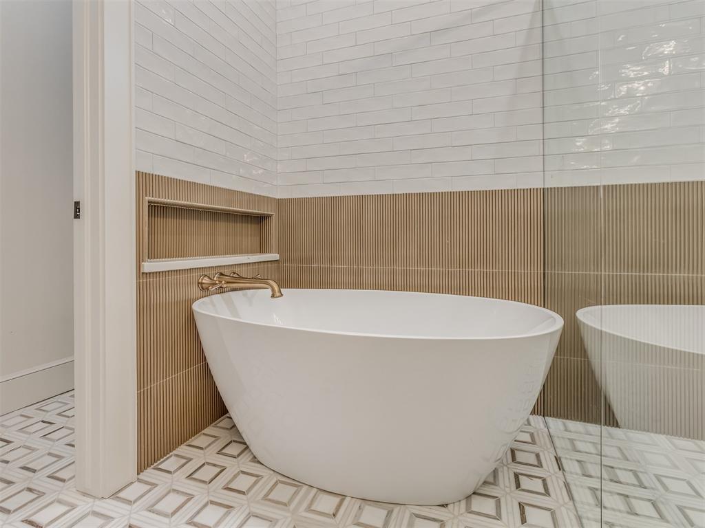 32 Falcon Tree Loop Property Photo 20