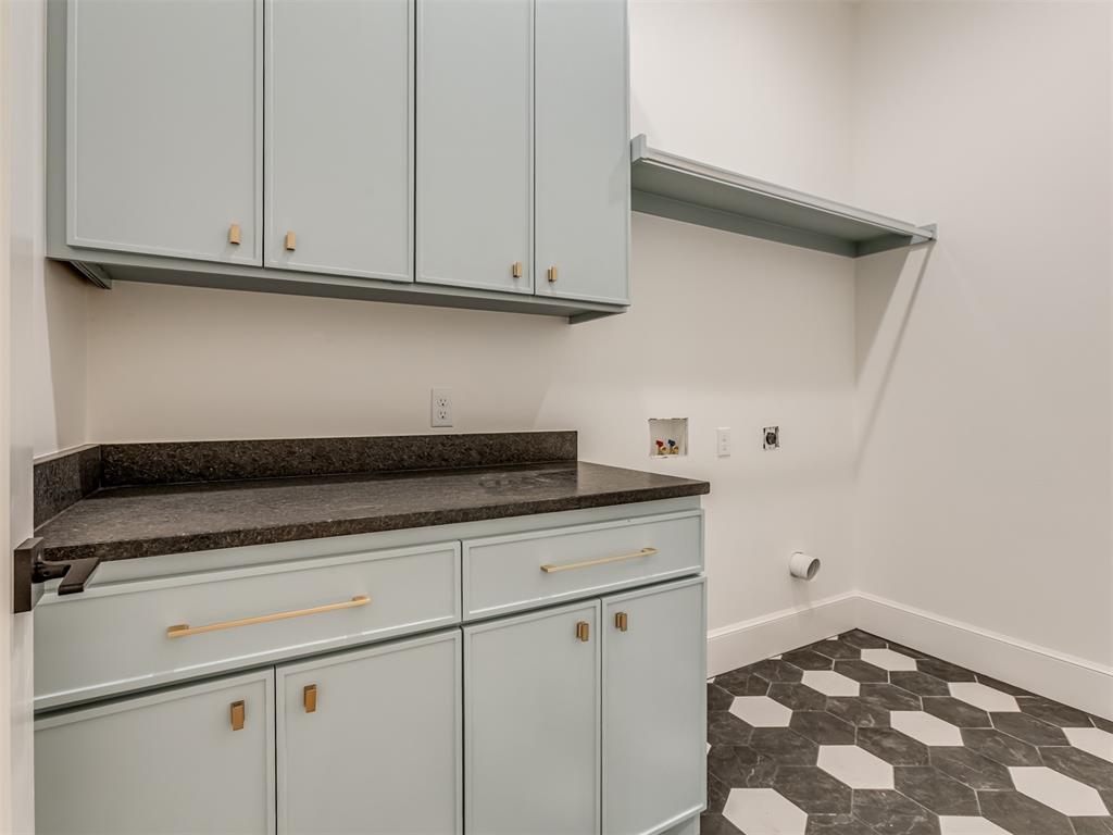 32 Falcon Tree Loop Property Photo 27