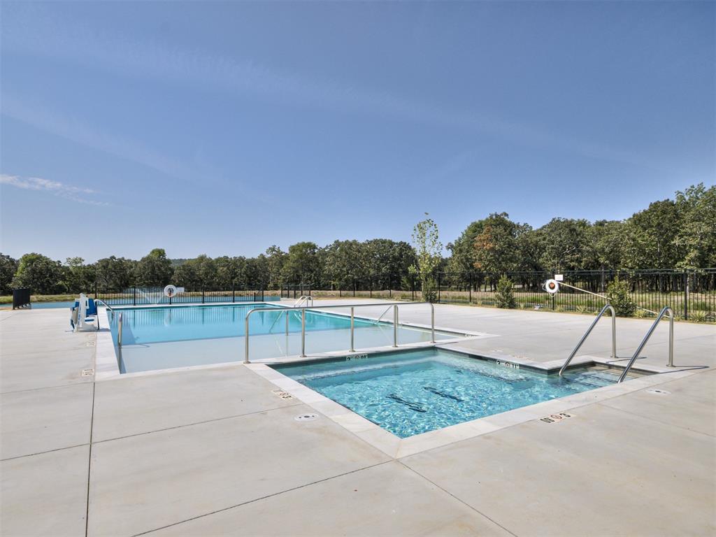 32 Falcon Tree Loop Property Photo 49