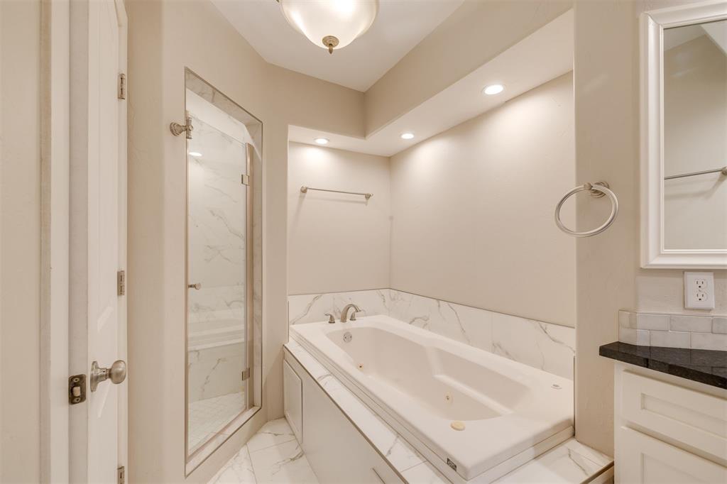 1222 Nw 92nd Street Property Photo 11