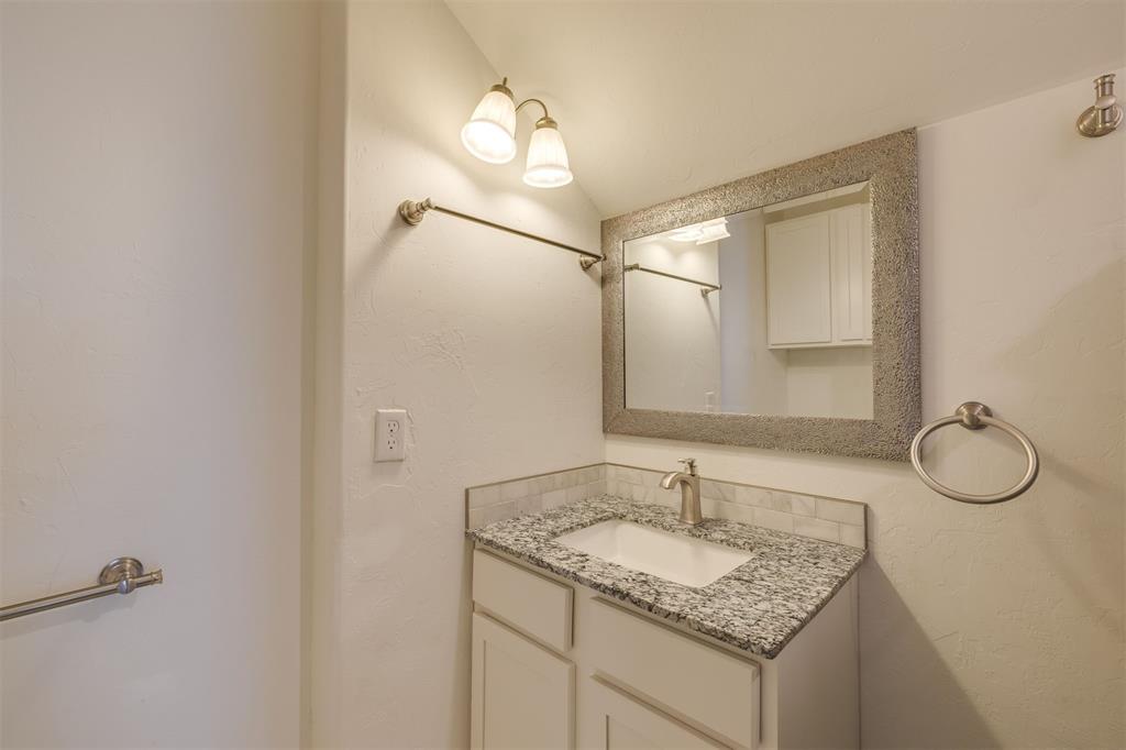 1222 Nw 92nd Street Property Photo 15