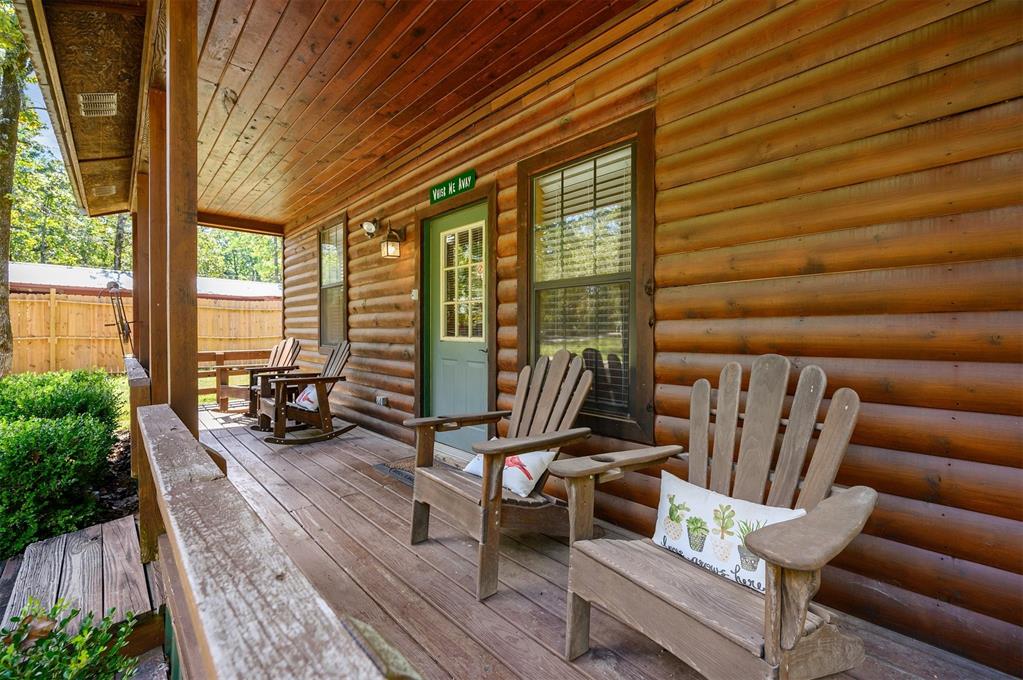 183 Pine Meadow Lane Property Photo 7