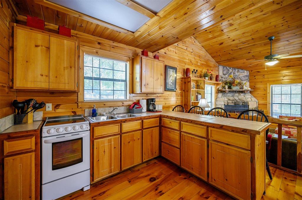 183 Pine Meadow Lane Property Photo 11