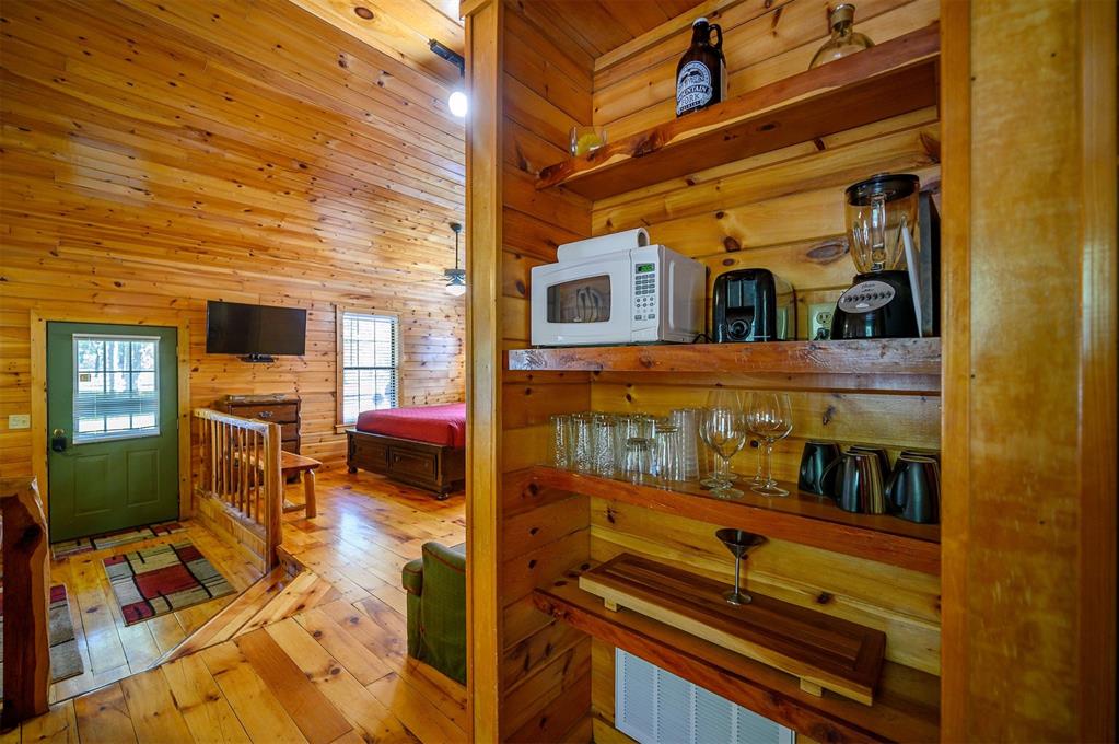 183 Pine Meadow Lane Property Photo 15