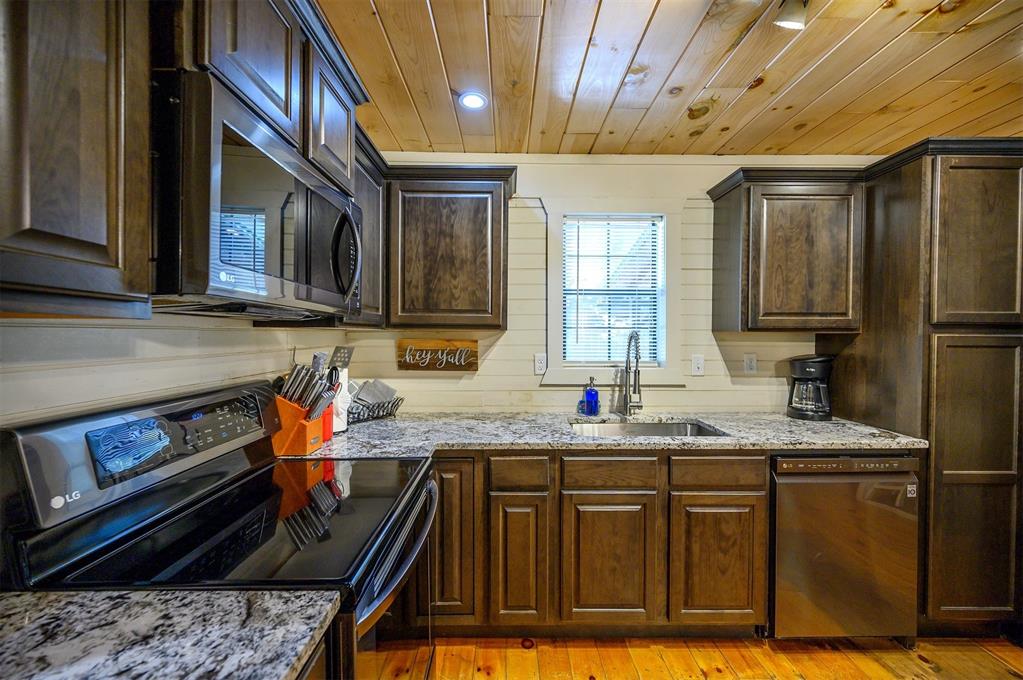 183 Pine Meadow Lane Property Photo 27