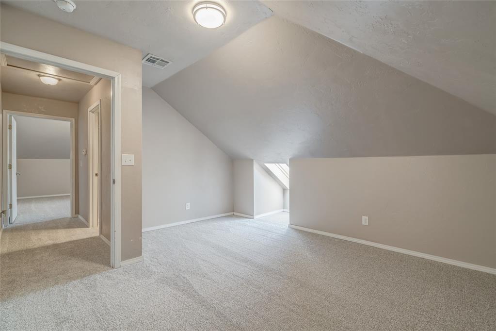 1117 Nw 198th Street Property Photo 38