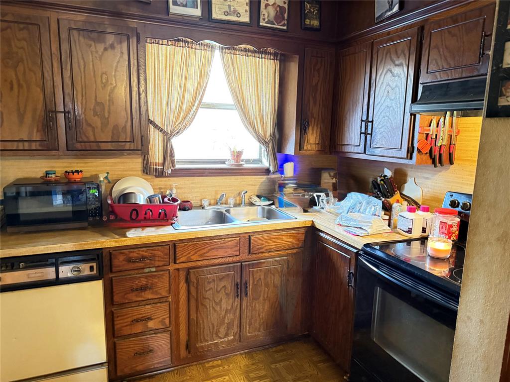 100462 S 18 Highway Property Photo 4