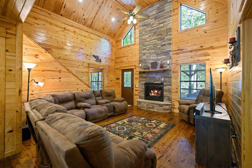 369 Timber Creek Trail Property Photo 3