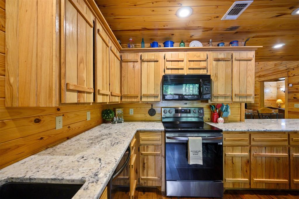 369 Timber Creek Trail Property Photo 12