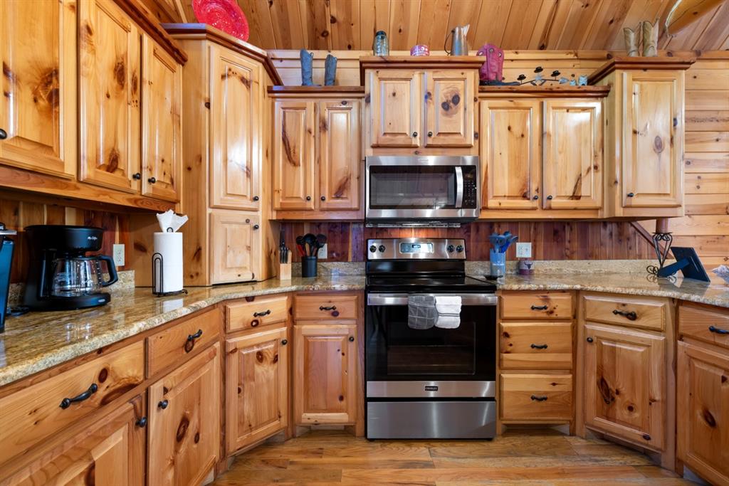 281 Driftcast Road Property Photo 6