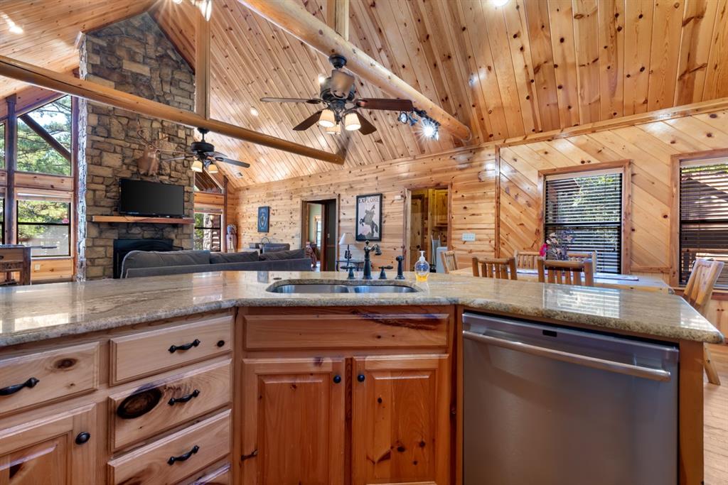 281 Driftcast Road Property Photo 8