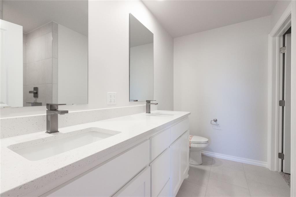 3833 Lynne Avenue Property Photo 12