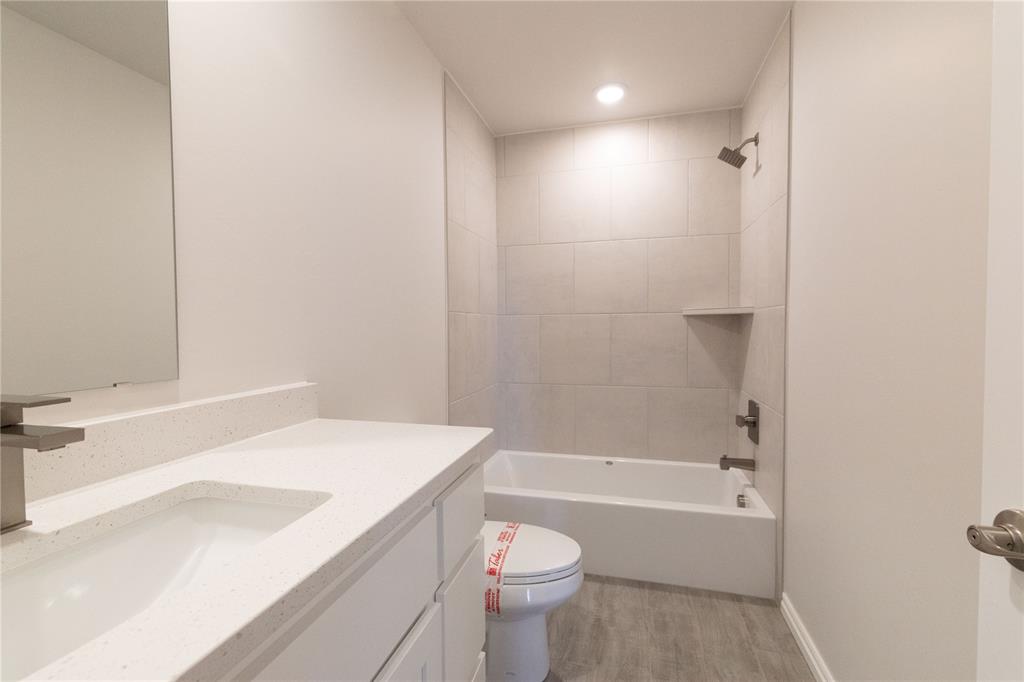 3833 Lynne Avenue Property Photo 24