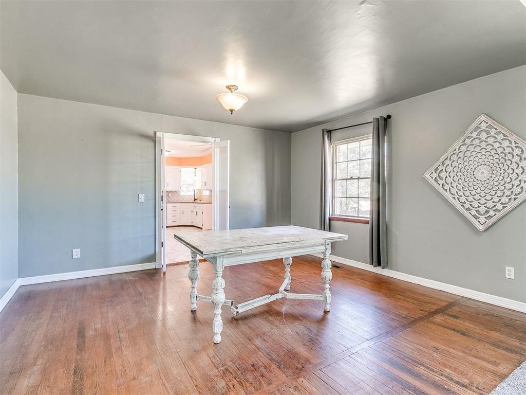 3735 S Pine Street Property Photo 10