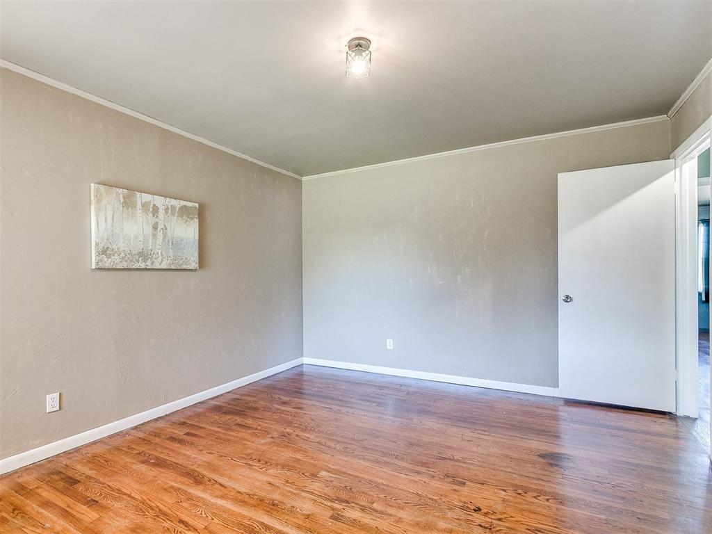 3735 S Pine Street Property Photo 28