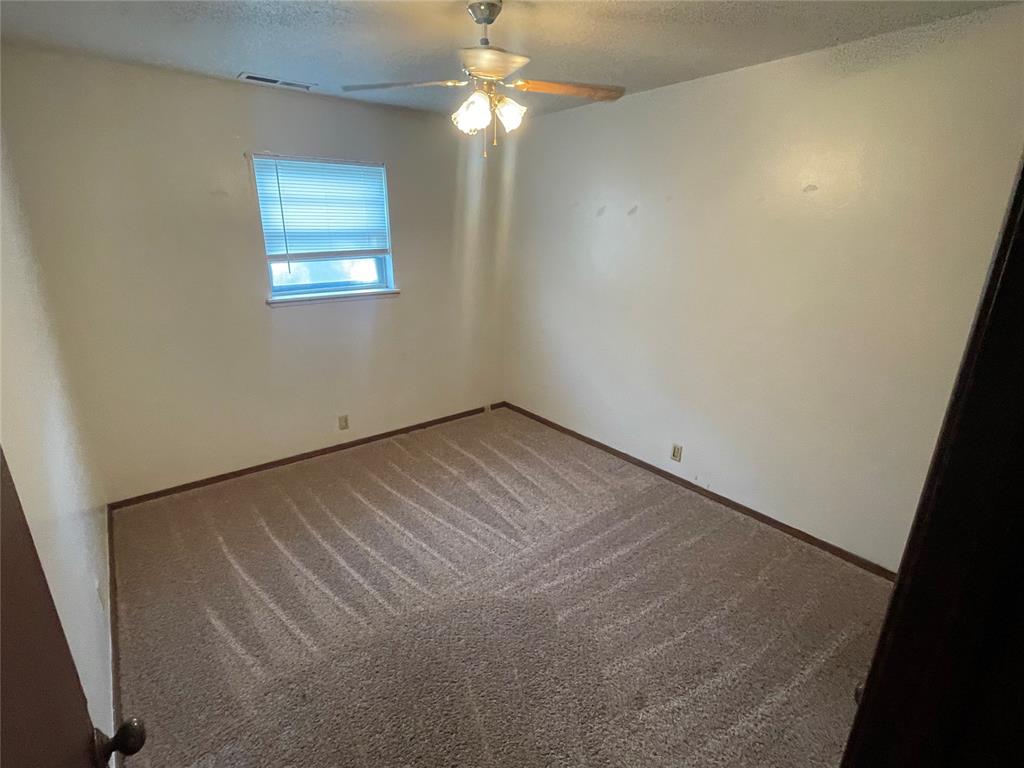 1324 Meadow Lane 8 & 12 Property Photo 6
