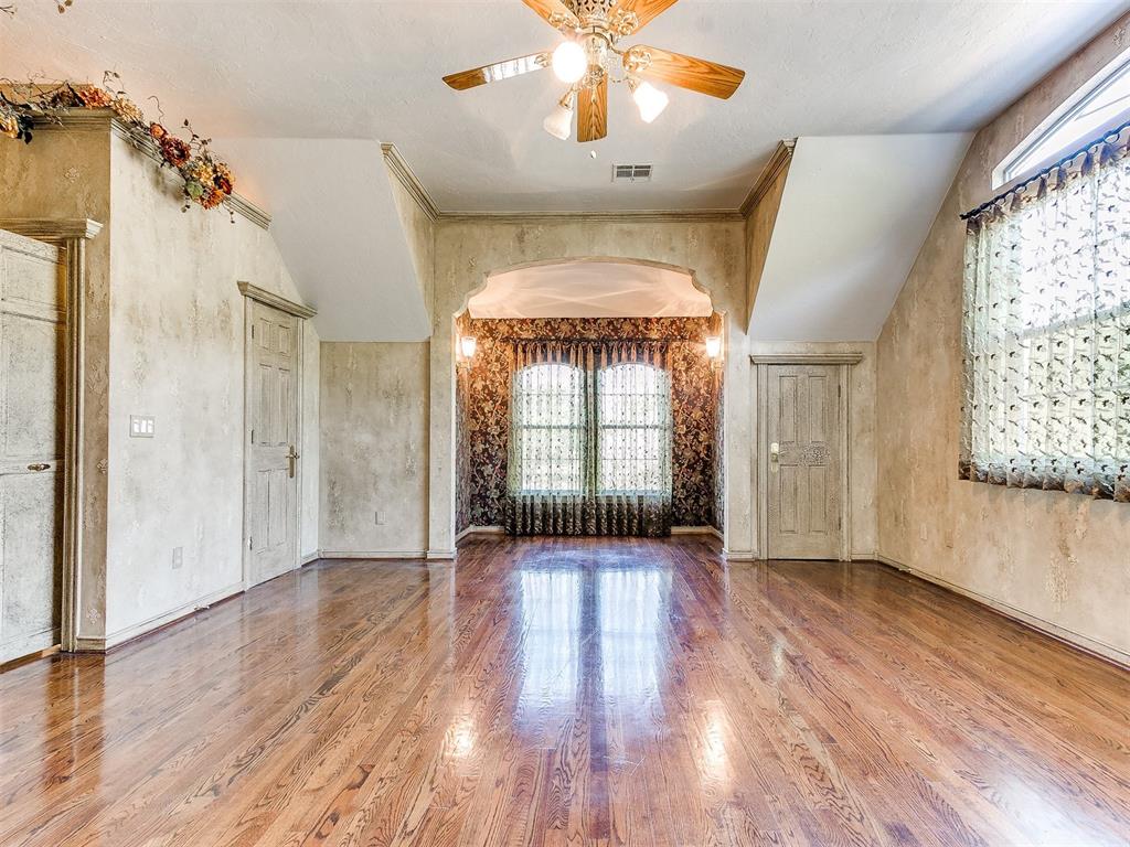 8501 S Walker Avenue Property Photo 34