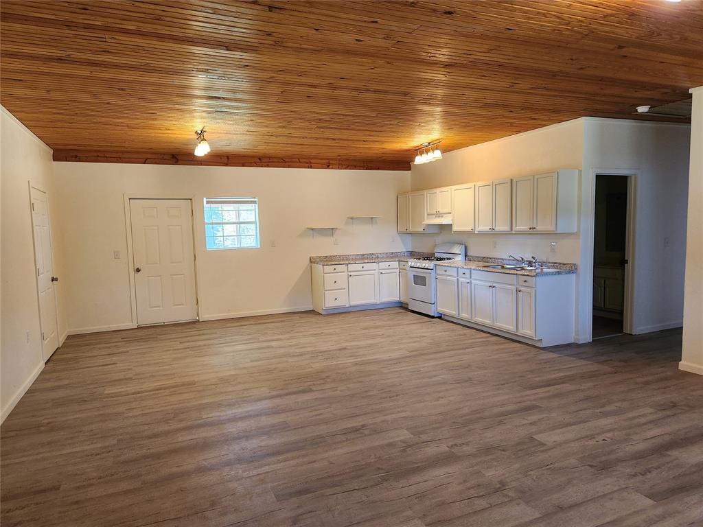 37778 Cherry Hill Road Property Photo 5