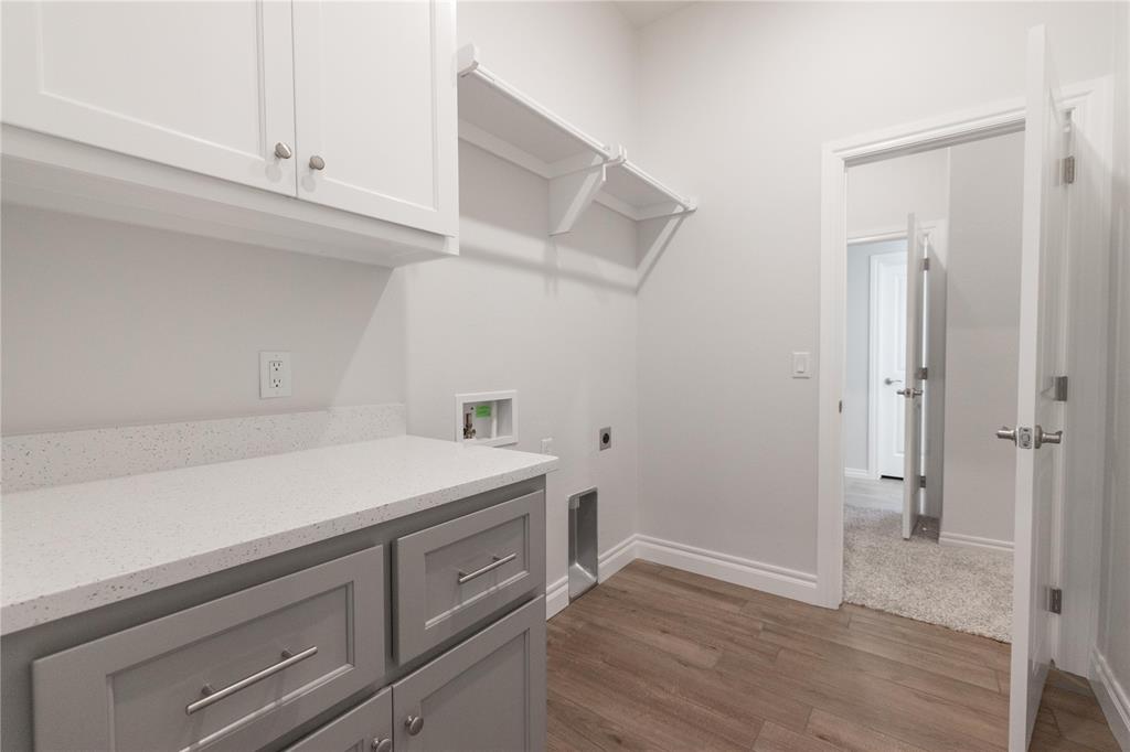 16116 Coneflower Drive Property Photo 21
