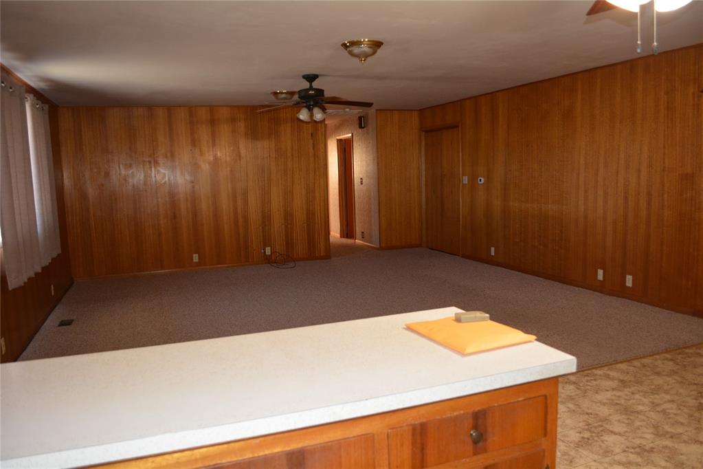 701 S Carnegie Property Photo 10