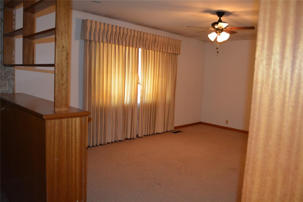 701 S Carnegie Property Photo 12