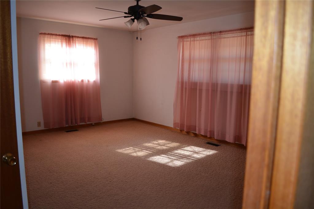 701 S Carnegie Property Photo 16