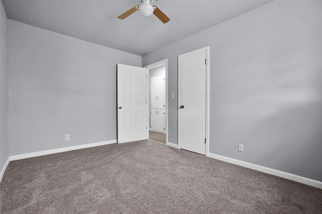 802 E 8th Street Property Photo 25