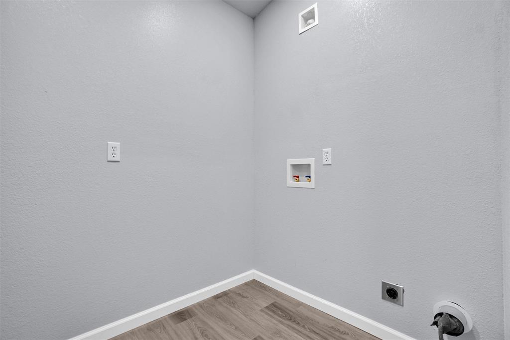 802 E 8th Street Property Photo 26