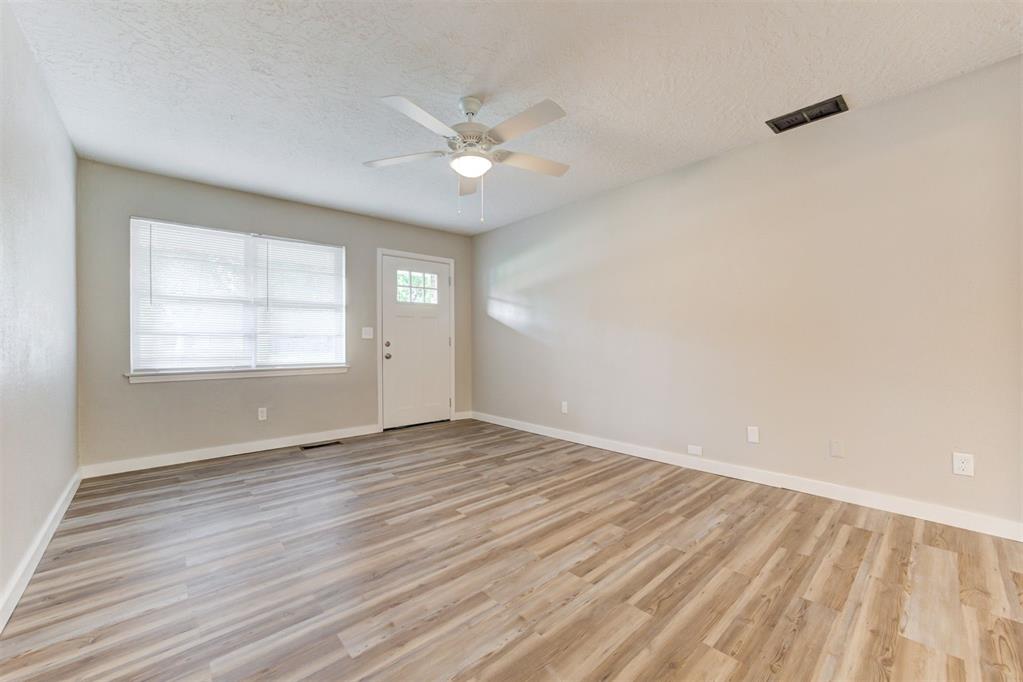 1627 Denison Drive Property Photo 9