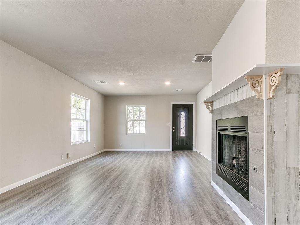 1316 S Jensen Avenue Property Photo 10