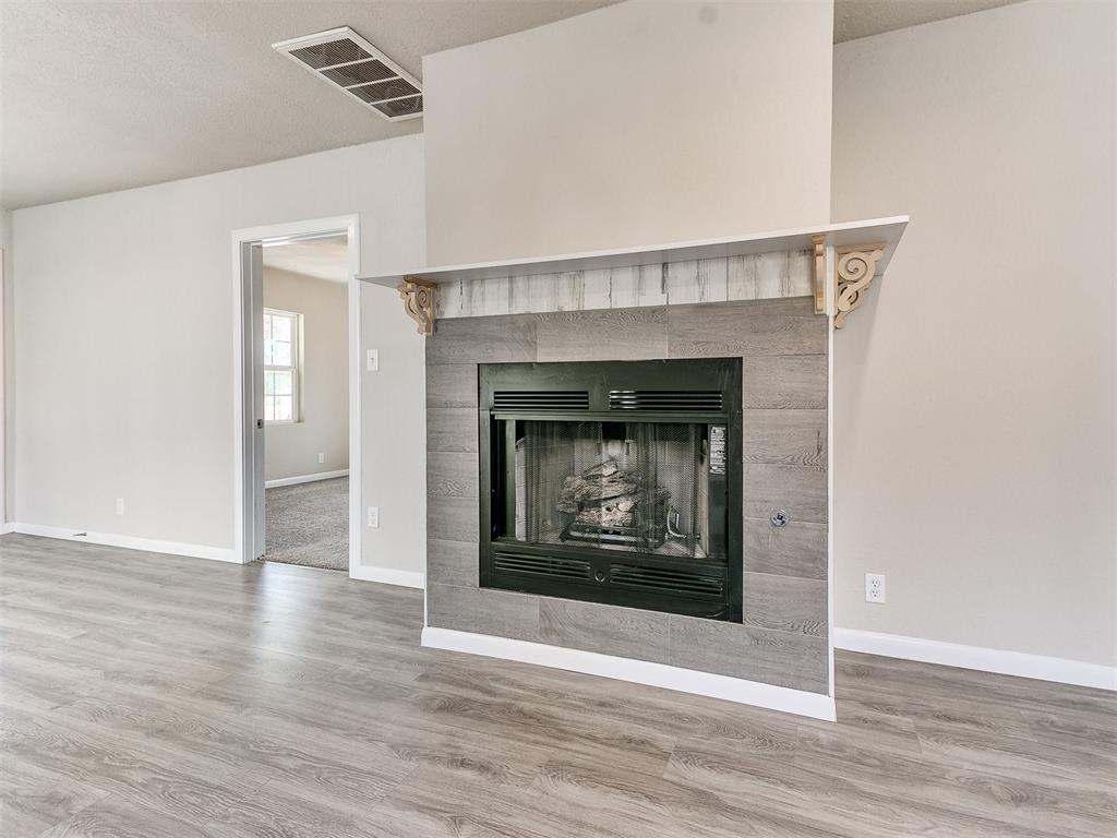 1316 S Jensen Avenue Property Photo 11