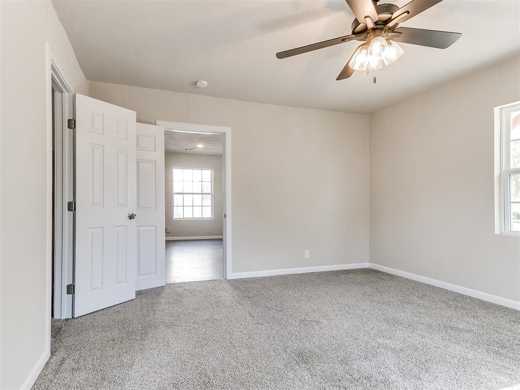 1316 S Jensen Avenue Property Photo 18