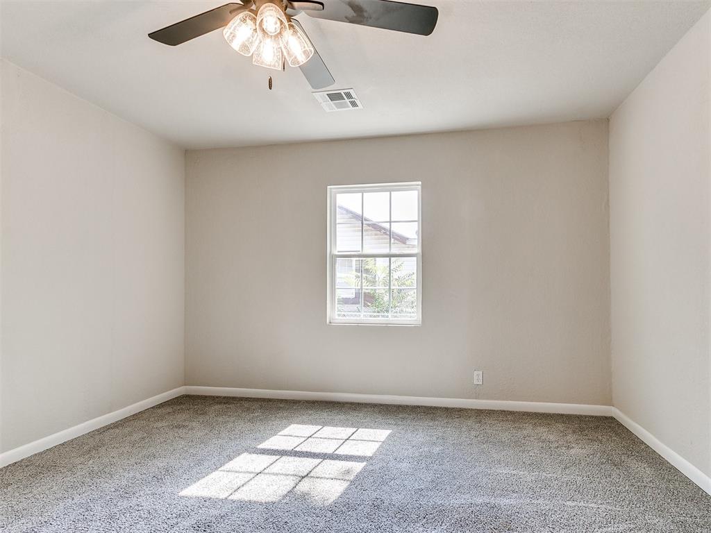 1316 S Jensen Avenue Property Photo 24