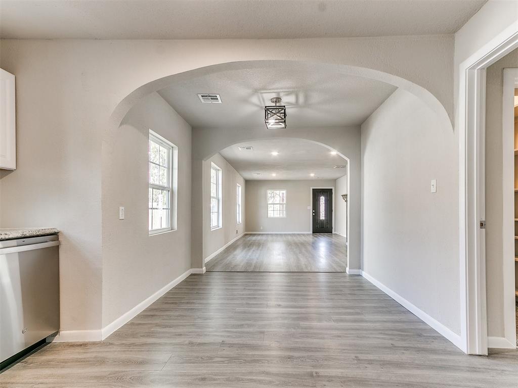 1316 S Jensen Avenue Property Photo 28