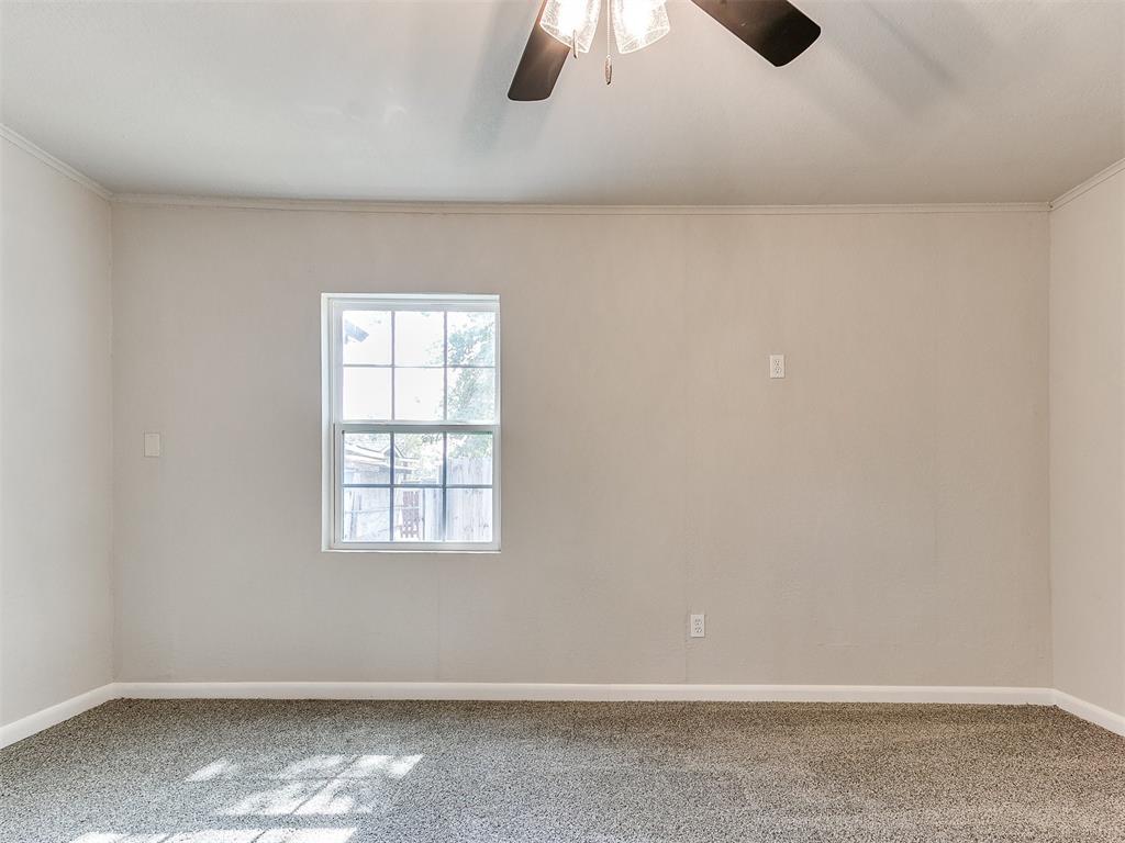 1316 S Jensen Avenue Property Photo 43
